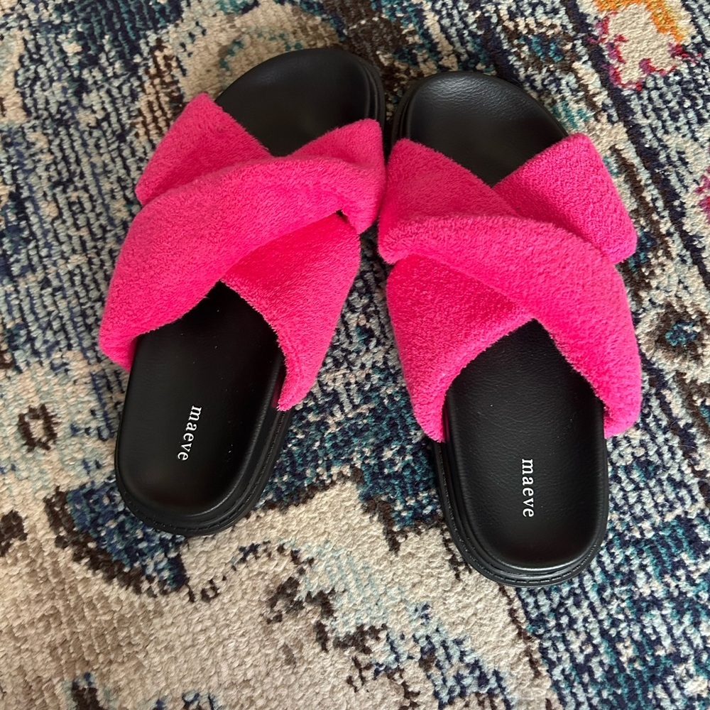 Maeve Women's Pink Slide Sandals